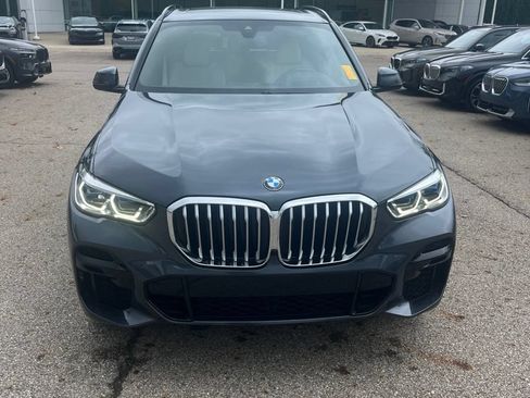 Used 2022 BMW X5 xDrive40i w/ M Sport Package AWD/4WD image 2