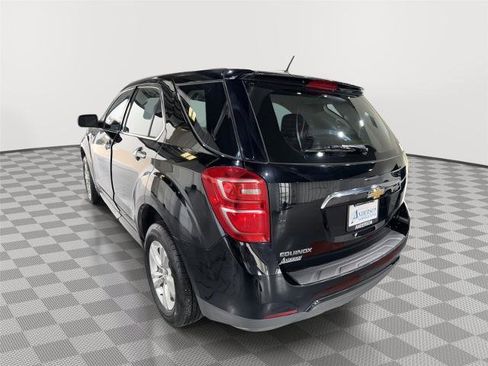 Used 2017 Chevrolet Equinox LS FWD image 9