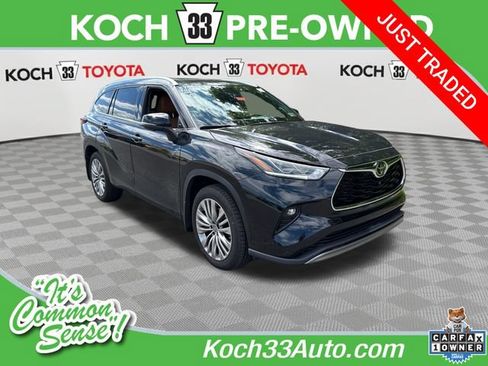 Used 2023 Toyota Highlander Platinum AWD/4WD image 1
