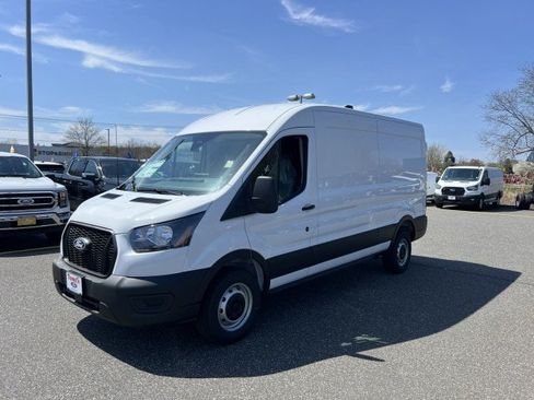 New 2026 Ford Transit 250 148 Medium Roof w/ Load Area Protection Package RWD image 3