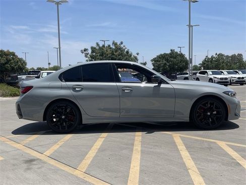 New 2025 BMW 330i Sedan w/ M Sport Package image 5