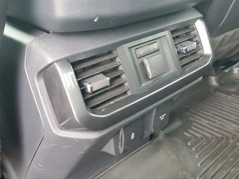 Used 2023 Ford F150 Lariat w/ Equipment Group 502A High AWD/4WD image 10