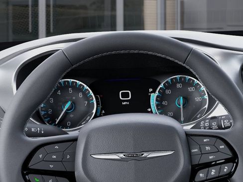 New 2026 Chrysler Pacifica Limited w/ S Appearance Package FWD image 17