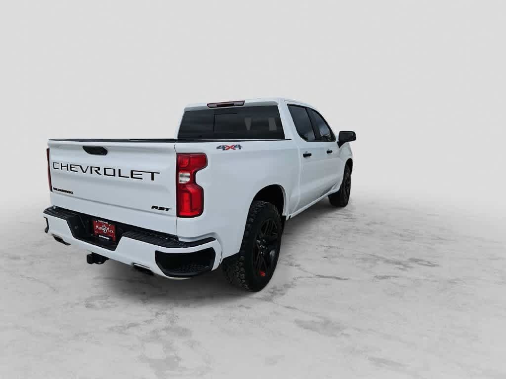 Used 2023 Chevrolet Silverado 1500 RST w/ Redline Edition AWD/4WD image 8