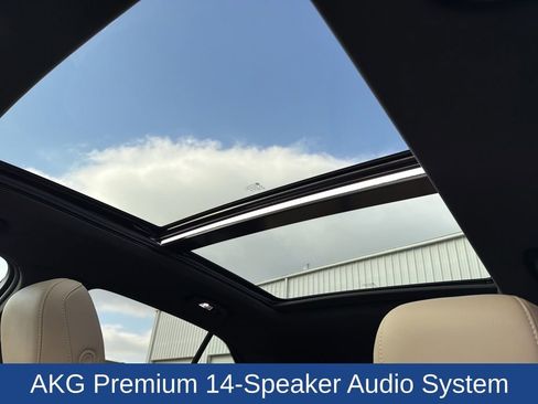 Used 2024 Cadillac XT4 Premium Luxury w/ Technology Package image 15