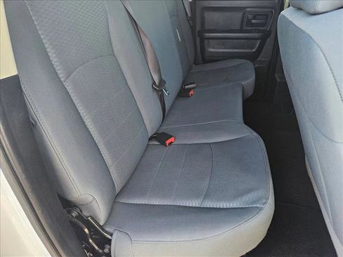 Used 2018 RAM 1500 Express image 18