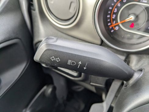 Used 2021 Jeep Gladiator Sport image 46