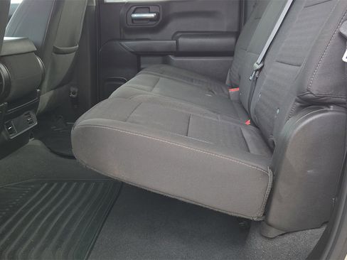 Used 2022 Chevrolet Silverado 1500 Custom image 21