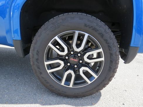 Certified 2023 GMC Sierra 1500 AT4 w/ Technology Package image 14