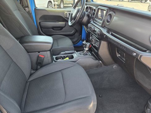 Certified 2022 Jeep Wrangler Unlimited Sport AWD/4WD image 33