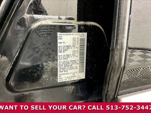 Used 2025 Nissan Pathfinder SL AWD/4WD image 18