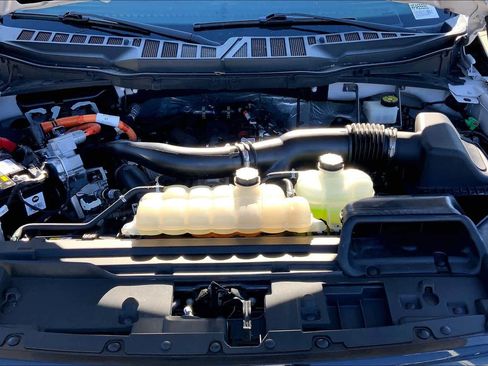 Used 2024 Ford F150 XLT w/ Mobile Office Package image 29