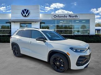 New 2026 Volkswagen Tiguan SE R-Line video 1