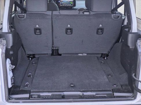 Used 2024 Jeep Wrangler Unlimited Sport AWD/4WD image 6