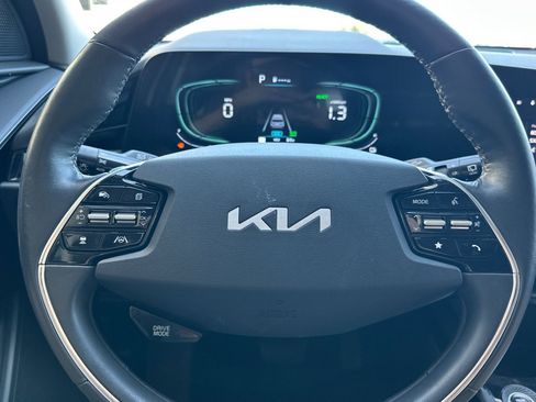 Used 2023 Kia Niro EX w/ EX Cold Weather Package FWD image 24
