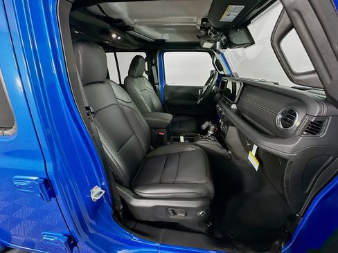 New 2025 Jeep Wrangler Sahara image 36