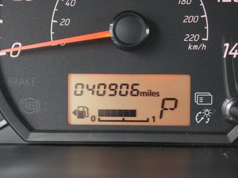 Used 2024 Mitsubishi Mirage ES FWD image 11