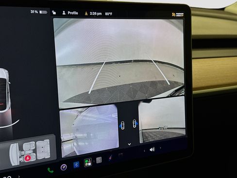 Used 2022 Tesla Model Y Performance AWD/4WD image 23