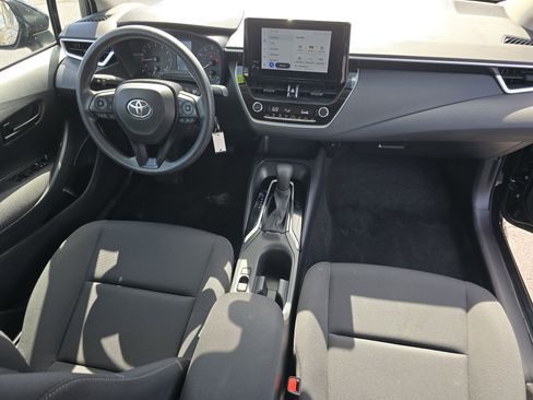 Used 2024 Toyota Corolla LE image 18