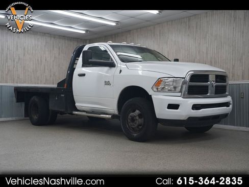 Used 2018 RAM 3500 Tradesman RWD image 1