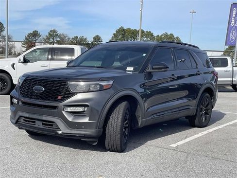 Used 2020 Ford Explorer ST image 27