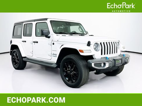 Used 2022 Jeep Wrangler Unlimited Sahara w/ Cold Weather Group AWD/4WD image 1