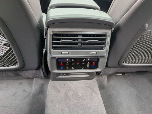 New 2026 Audi Q8 Premium Plus AWD/4WD image 19