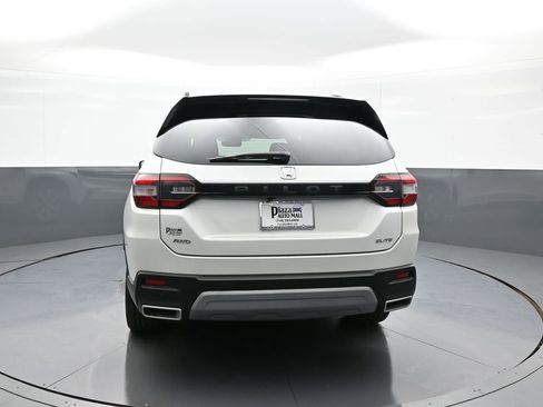 Certified 2023 Honda Pilot Elite image 7