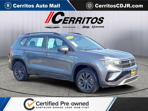 Used 2024 Volkswagen Taos S FWD image 1