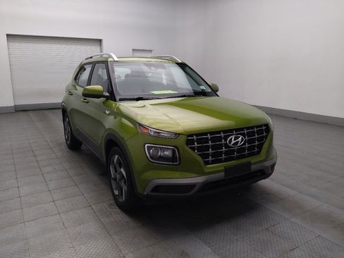 Used 2022 Hyundai Venue SEL image 13
