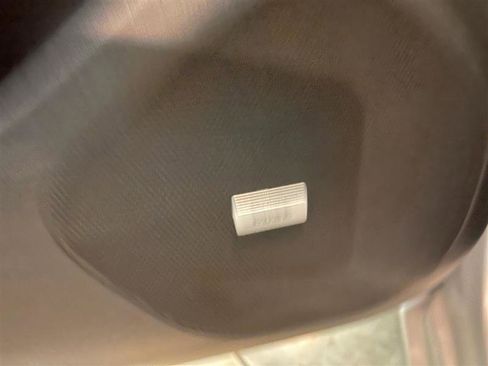 Used 2017 Chevrolet Cruze LT image 35