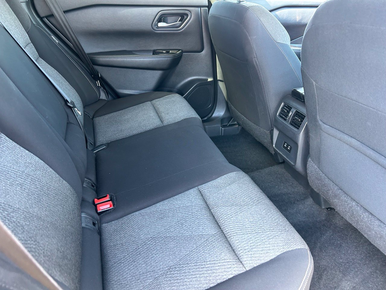 Certified 2024 Nissan Rogue SV AWD/4WD image 13