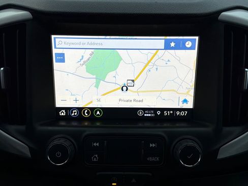 Used 2022 GMC Terrain SLT w/ Infotainment Package II image 29