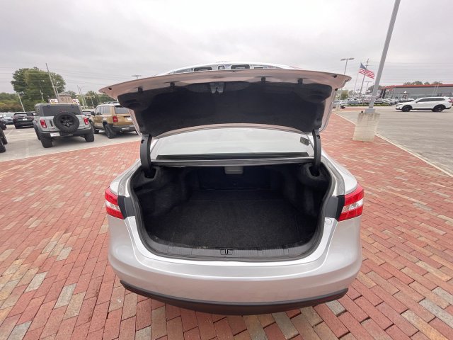 Used 2014 Toyota Avalon XLE Touring FWD image 32