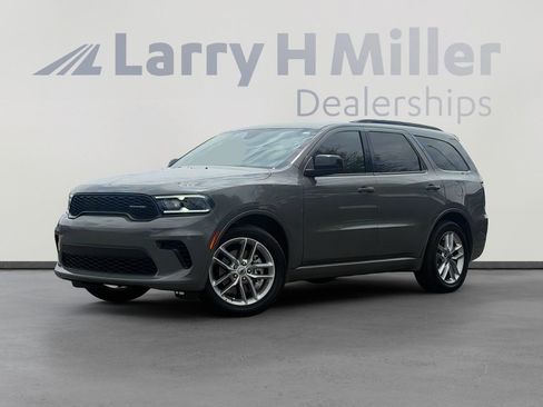 Certified 2025 Dodge Durango GT w/ Blacktop Package RWD image 1