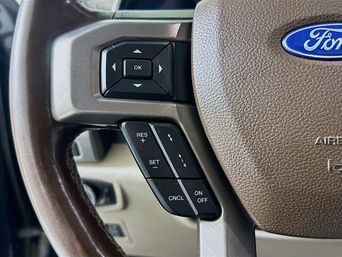 Used 2020 Ford F150 Limited w/ Trailer Tow Package image 11