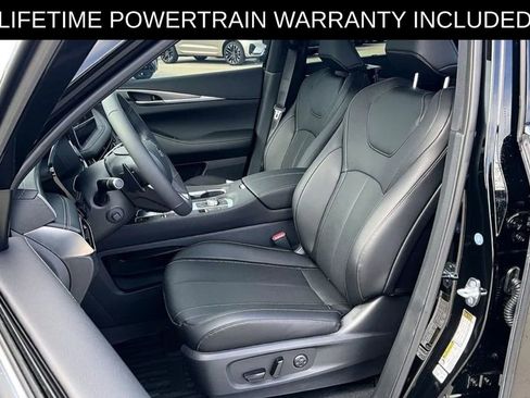 Certified 2025 INFINITI QX60 Luxe image 6