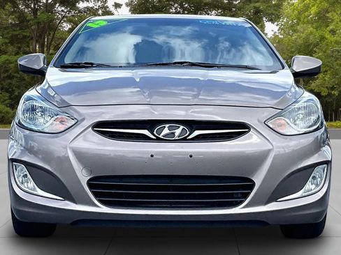 Used 2013 Hyundai Accent GLS w/ Premium Pkg FWD image 3