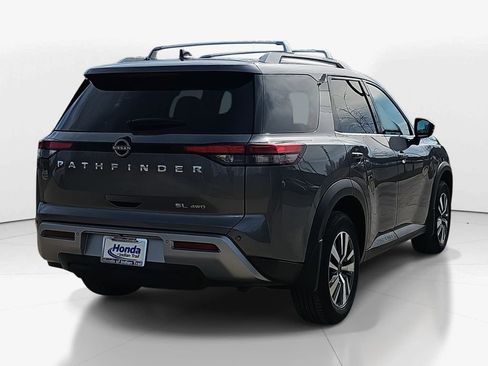 Used 2022 Nissan Pathfinder SL image 8