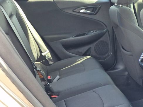 Used 2020 Chevrolet Malibu LT image 19