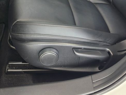 Used 2021 MAZDA MAZDA3 s image 21