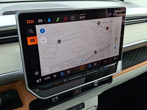 New 2025 Volkswagen ID. Buzz 1st Edition AWD/4WD image 11