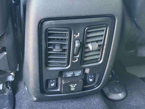 Used 2021 Dodge Durango R/T w/ Blacktop Package AWD/4WD image 14