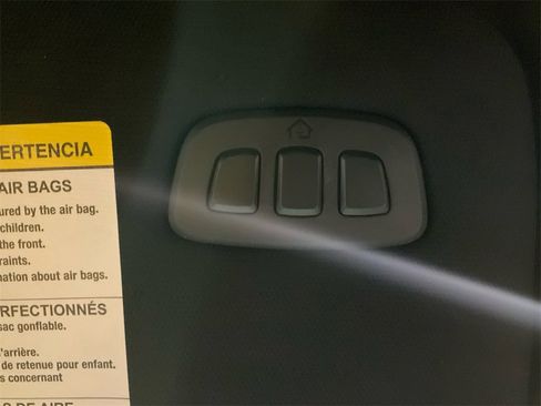 Used 2025 Ford Explorer ST-Line image 24