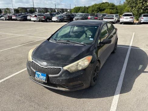 Used 2016 Kia Forte LX FWD image 1