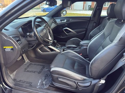 Used 2016 Hyundai Veloster Turbo w/ Option Group 04 image 12