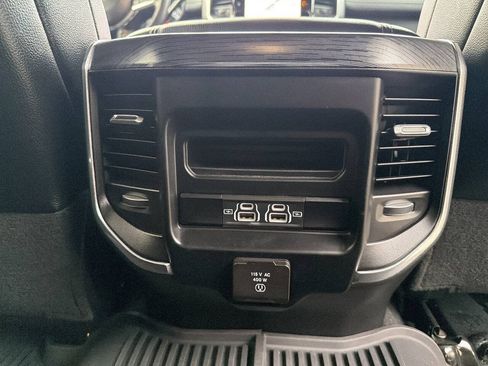 Used 2024 RAM 2500 Laramie w/ Sport Appearance Package AWD/4WD image 26