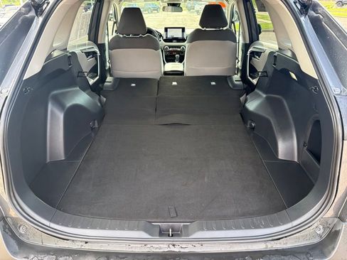 Certified 2025 Toyota RAV4 XLE AWD/4WD image 7