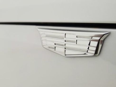 Used 2024 Cadillac Lyriq Sport RWD image 32