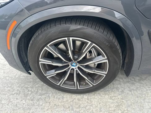 Used 2024 BMW X5 xDrive50e w/ M Sport Package AWD/4WD image 11
